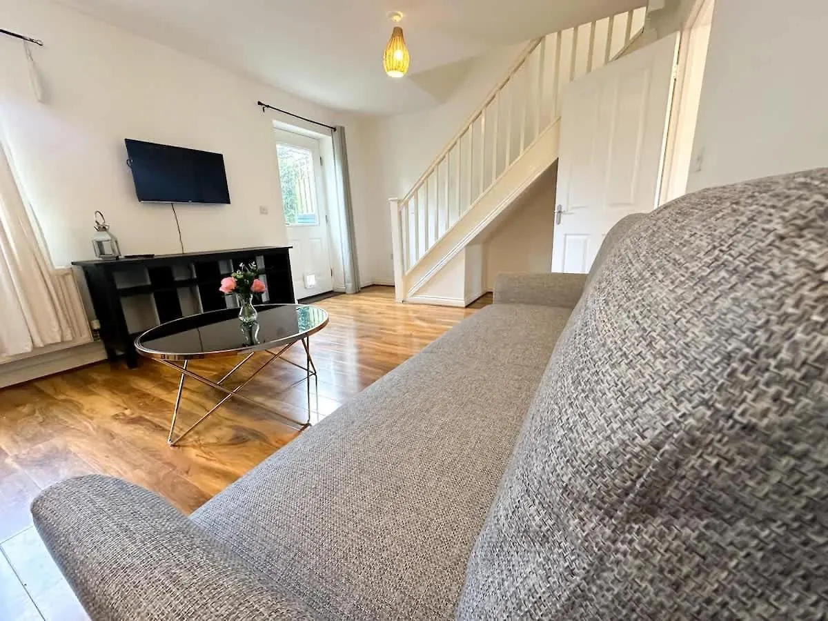 Сasa de vacaciones Aidan House By Blue Skies Stays Middlesbrough