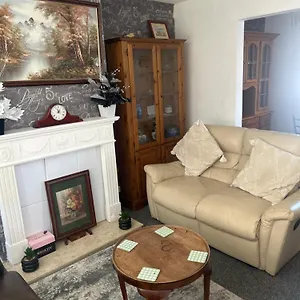  Holiday home Conner House